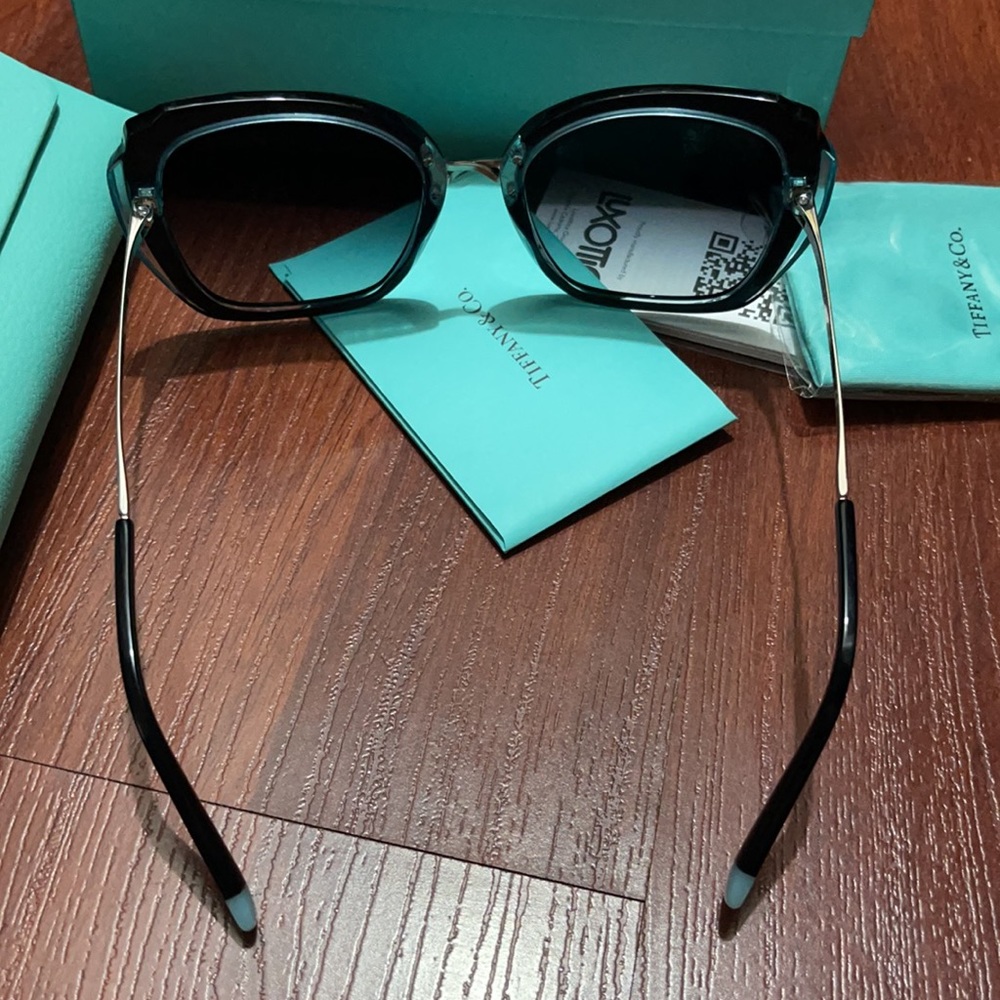 Brand new Tiffany sunglasses - Picture 4 of 4